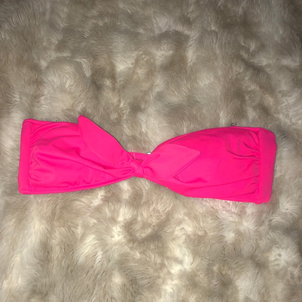 Strapless Victoria’s Secret bikini top